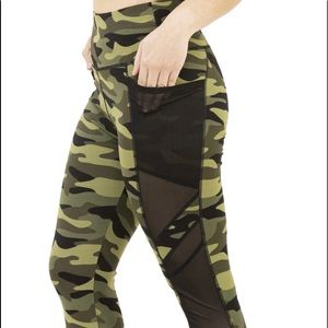 High Waist Mesh Panels Active with double pockets